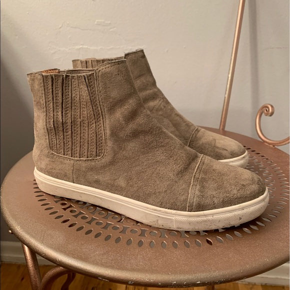 Steve Madden Shoes - Steve Madden High Top Steve Madden Shoes - Steve Madden High Top
